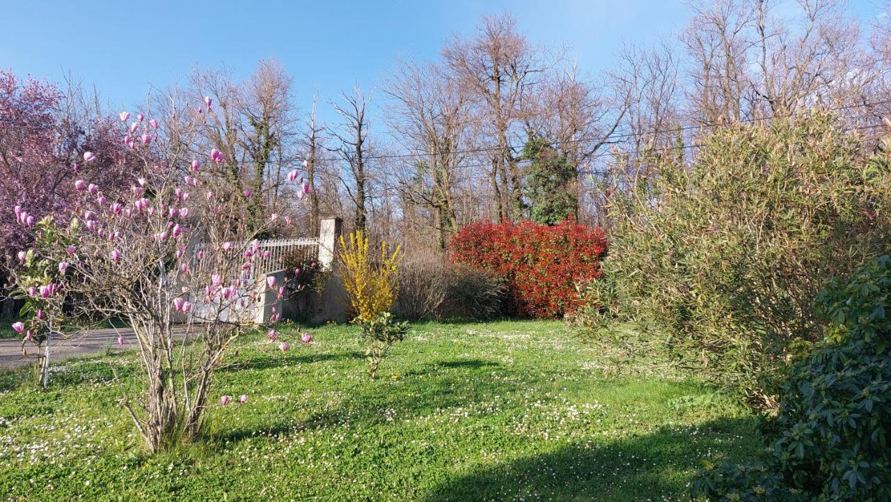 Le Prieure Villa La Motte-de-Galaure Exterior photo